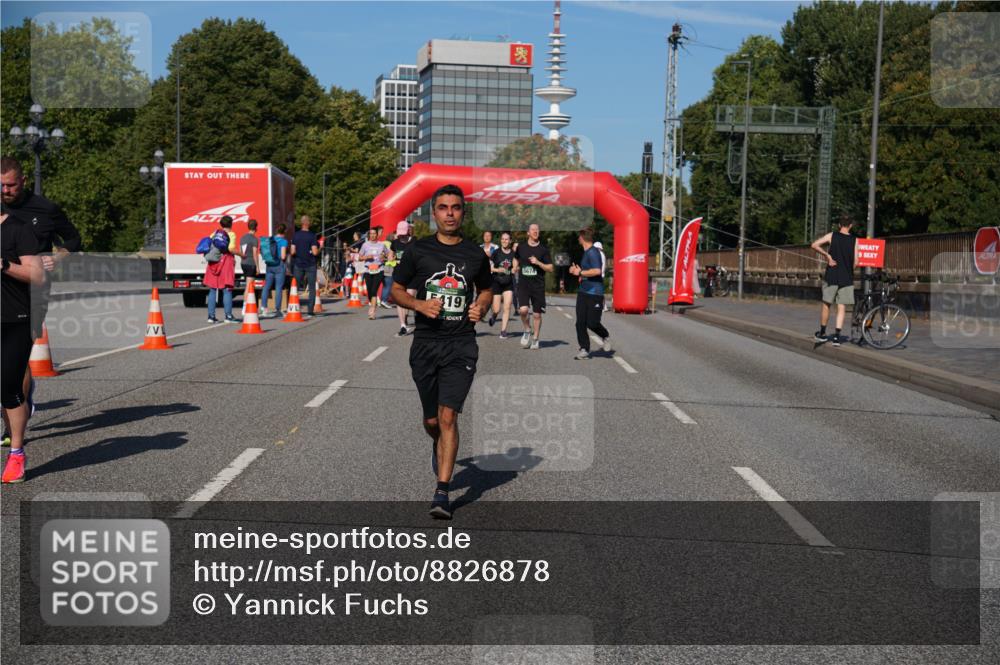 07.09.2025 - BARMER Alsterlauf Yannick Fuchs http://msf.ph/oto/8826878 07.09.2025 10:07:24 Laufen 419, 5674 meine-sportfotos.de