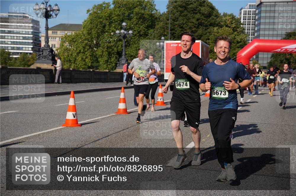 07.09.2025 - BARMER Alsterlauf Yannick Fuchs http://msf.ph/oto/8826895 07.09.2025 10:07:29 Laufen 5674, 5673, 3791 meine-sportfotos.de