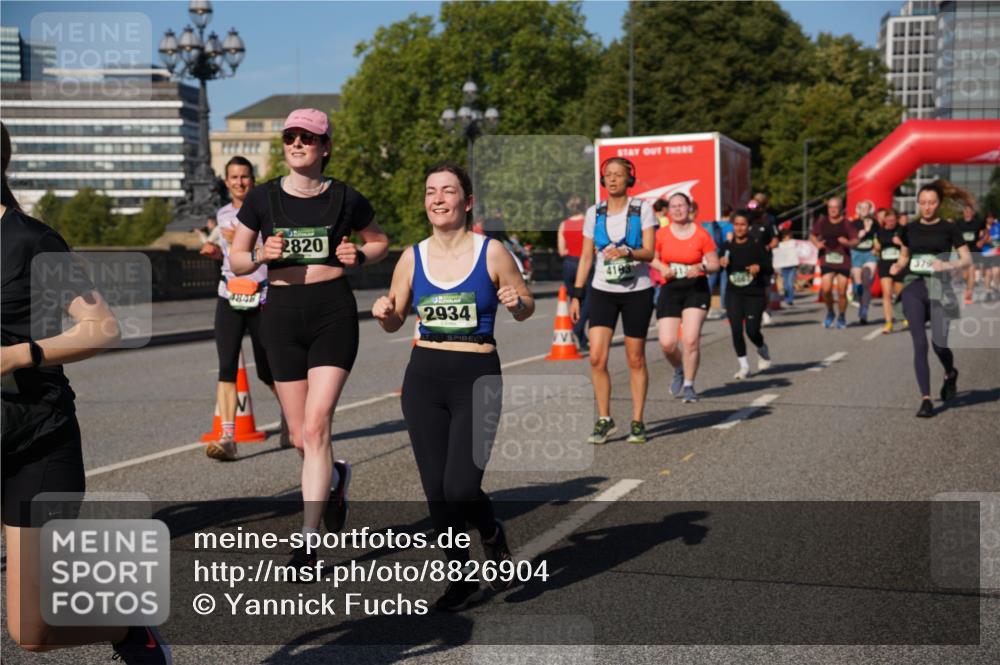 07.09.2025 - BARMER Alsterlauf Yannick Fuchs http://msf.ph/oto/8826904 07.09.2025 10:07:31 Laufen 4846, 2820, 2934 meine-sportfotos.de