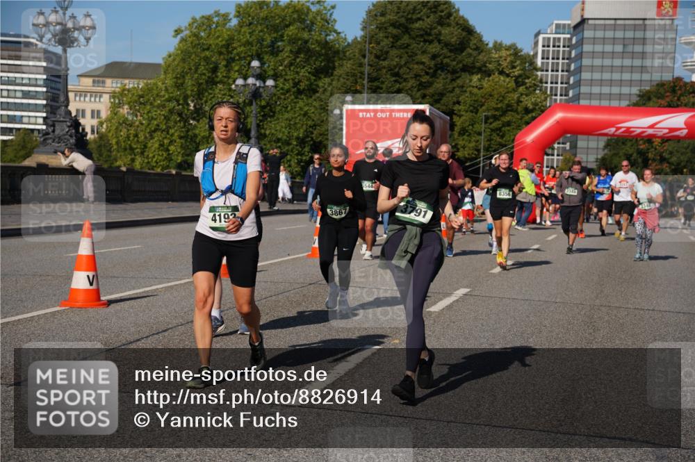 07.09.2025 - BARMER Alsterlauf Yannick Fuchs http://msf.ph/oto/8826914 07.09.2025 10:07:34 Laufen 4192, 3867, 55443, 3791, 8356, 3349 meine-sportfotos.de