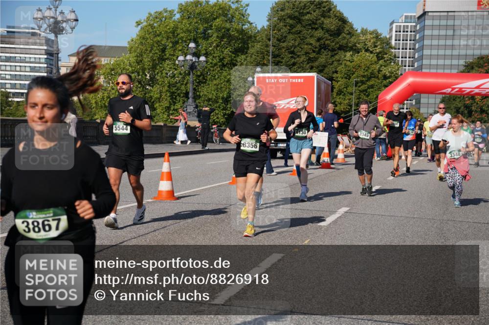 07.09.2025 - BARMER Alsterlauf Yannick Fuchs http://msf.ph/oto/8826918 07.09.2025 10:07:36 Laufen 3867, 5544, 8356, 130, 3349, 3348, 3783 meine-sportfotos.de