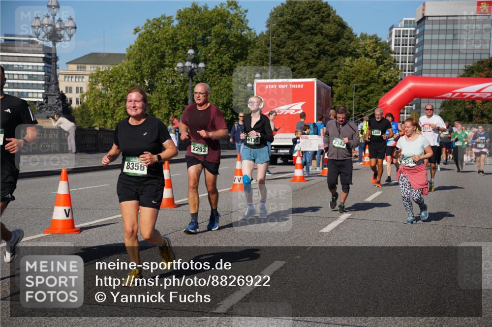 07.09.2025 - BARMER Alsterlauf Yannick Fuchs http://msf.ph/oto/8826922 07.09.2025 10:07:37 Laufen 8356, 2293, 6130, 3349, 2300, 3345 meine-sportfotos.de