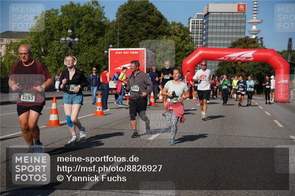 07.09.2025 - BARMER Alsterlauf Yannick Fuchs http://msf.ph/oto/8826927 07.09.2025 10:07:39 Laufen 2293, 130, 2300, 2283, 3349, 3348, 2647, 3783 meine-sportfotos.de