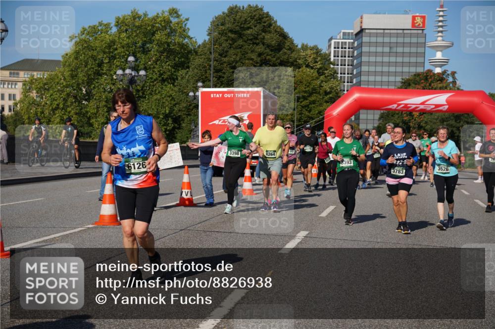 07.09.2025 - BARMER Alsterlauf Yannick Fuchs http://msf.ph/oto/8826938 07.09.2025 10:07:44 Laufen 6126, 2017, 80, 3398, 8264, 5214, 3393, 3783, 3526, 28 meine-sportfotos.de