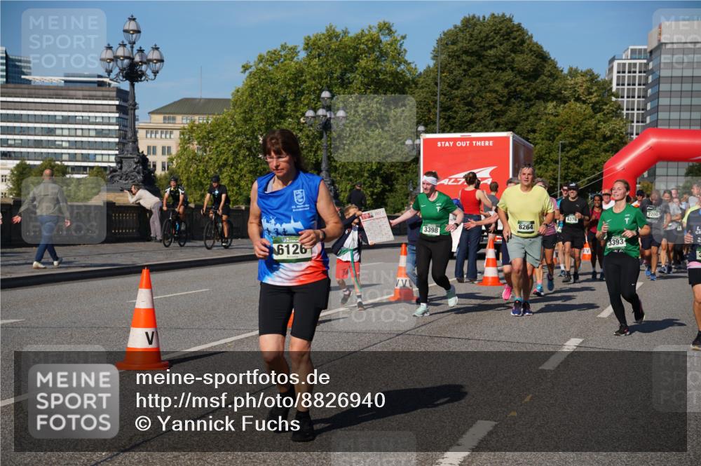 07.09.2025 - BARMER Alsterlauf Yannick Fuchs http://msf.ph/oto/8826940 07.09.2025 10:07:44 Laufen 6126, 2017, 4376, 8264, 3398, 33934, 2200 meine-sportfotos.de