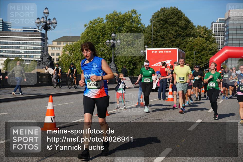 07.09.2025 - BARMER Alsterlauf Yannick Fuchs http://msf.ph/oto/8826941 07.09.2025 10:07:44 Laufen 6126, 3398, 8264, 3393, 2200, 37 meine-sportfotos.de