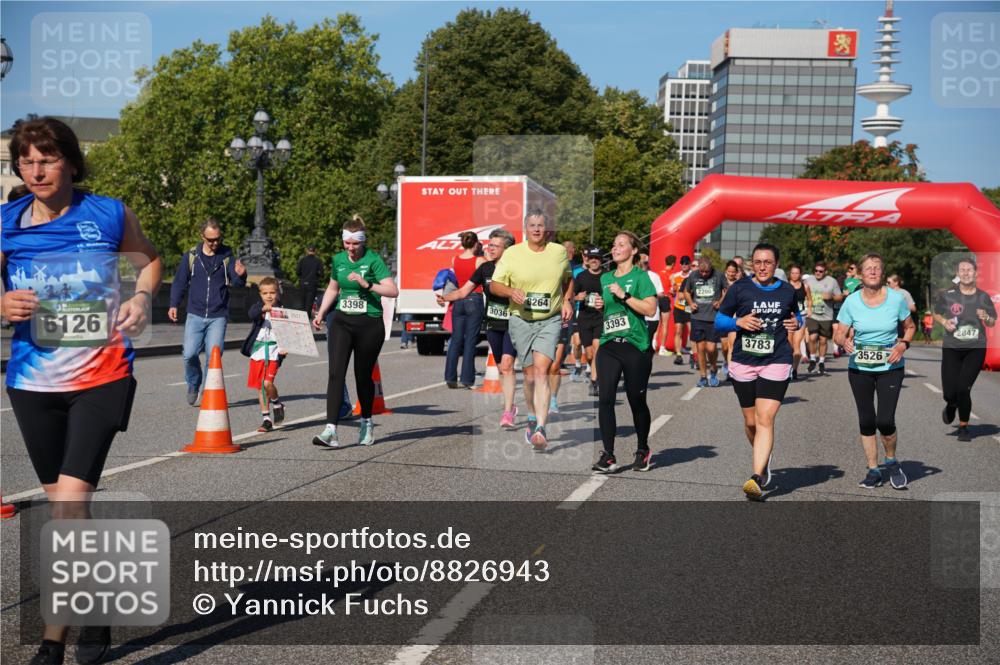 07.09.2025 - BARMER Alsterlauf Yannick Fuchs http://msf.ph/oto/8826943 07.09.2025 10:07:45 Laufen 6126, 3398, 3036, 8264, 3393, 2847, 3783, 3526 meine-sportfotos.de