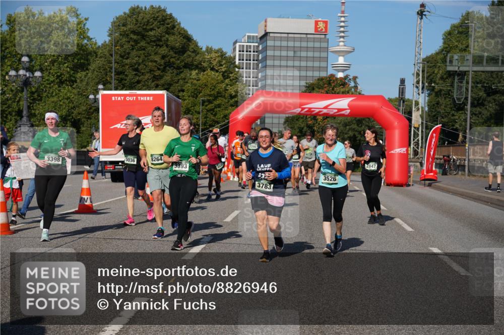 07.09.2025 - BARMER Alsterlauf Yannick Fuchs http://msf.ph/oto/8826946 07.09.2025 10:07:45 Laufen 3398, 3036, 8264, 3393, 2200, 3783, 3526, 2847 meine-sportfotos.de