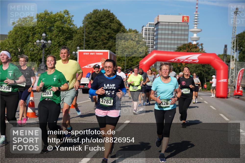 07.09.2025 - BARMER Alsterlauf Yannick Fuchs http://msf.ph/oto/8826954 07.09.2025 10:07:47 Laufen 3398, 6, 3393, 6144, 3783, 526, 2847 meine-sportfotos.de