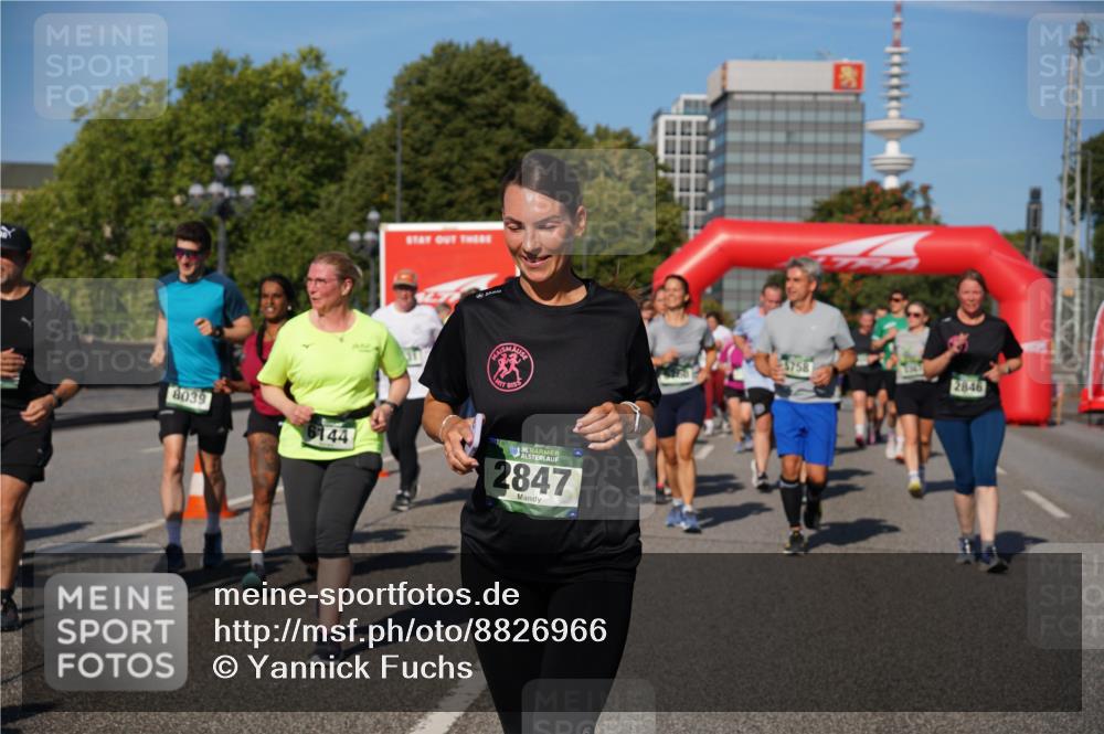 07.09.2025 - BARMER Alsterlauf Yannick Fuchs http://msf.ph/oto/8826966 07.09.2025 10:07:51 Laufen 8039, 6144, 136, 2847, 5758, 2846 meine-sportfotos.de