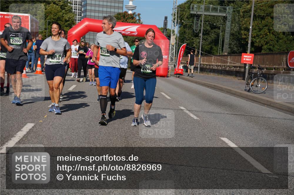 07.09.2025 - BARMER Alsterlauf Yannick Fuchs http://msf.ph/oto/8826969 07.09.2025 10:07:52 Laufen 2200, 2599, 5760, 5410, 5758, 2846 meine-sportfotos.de