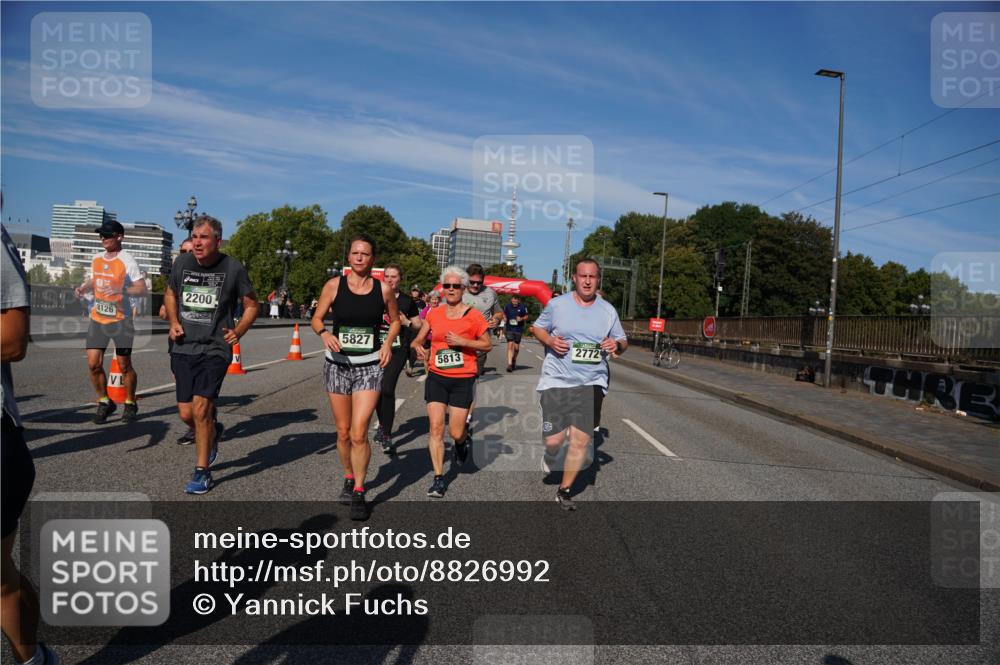 07.09.2025 - BARMER Alsterlauf Yannick Fuchs http://msf.ph/oto/8826992 07.09.2025 10:07:56 Laufen 8126, 2200, 5827, 5813, 2772 meine-sportfotos.de