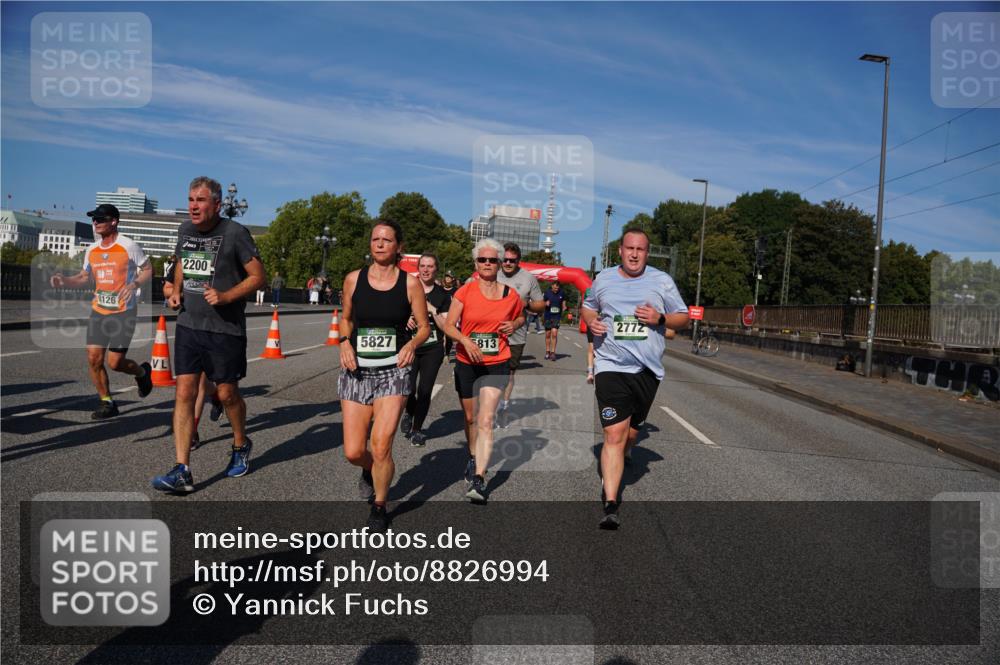 07.09.2025 - BARMER Alsterlauf Yannick Fuchs http://msf.ph/oto/8826994 07.09.2025 10:07:56 Laufen 2200, 8126, 5827, 813, 2772 meine-sportfotos.de