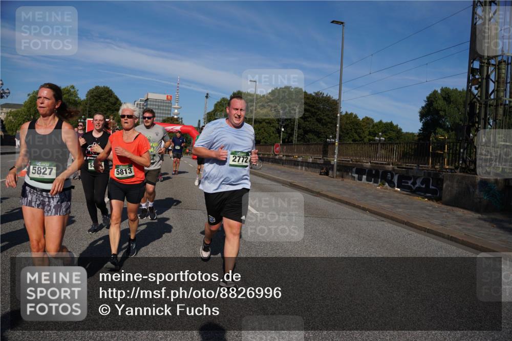 07.09.2025 - BARMER Alsterlauf Yannick Fuchs http://msf.ph/oto/8826996 07.09.2025 10:07:57 Laufen 5827, 52, 2772, 5813 meine-sportfotos.de
