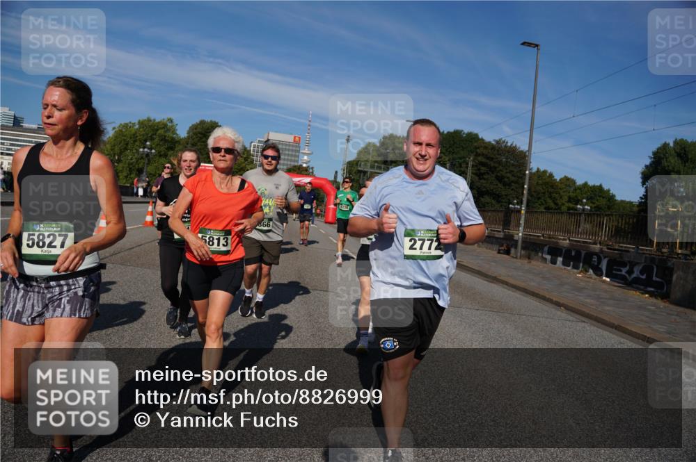07.09.2025 - BARMER Alsterlauf Yannick Fuchs http://msf.ph/oto/8826999 07.09.2025 10:07:57 Laufen 136, 5827, 5813, 66, 2772 meine-sportfotos.de