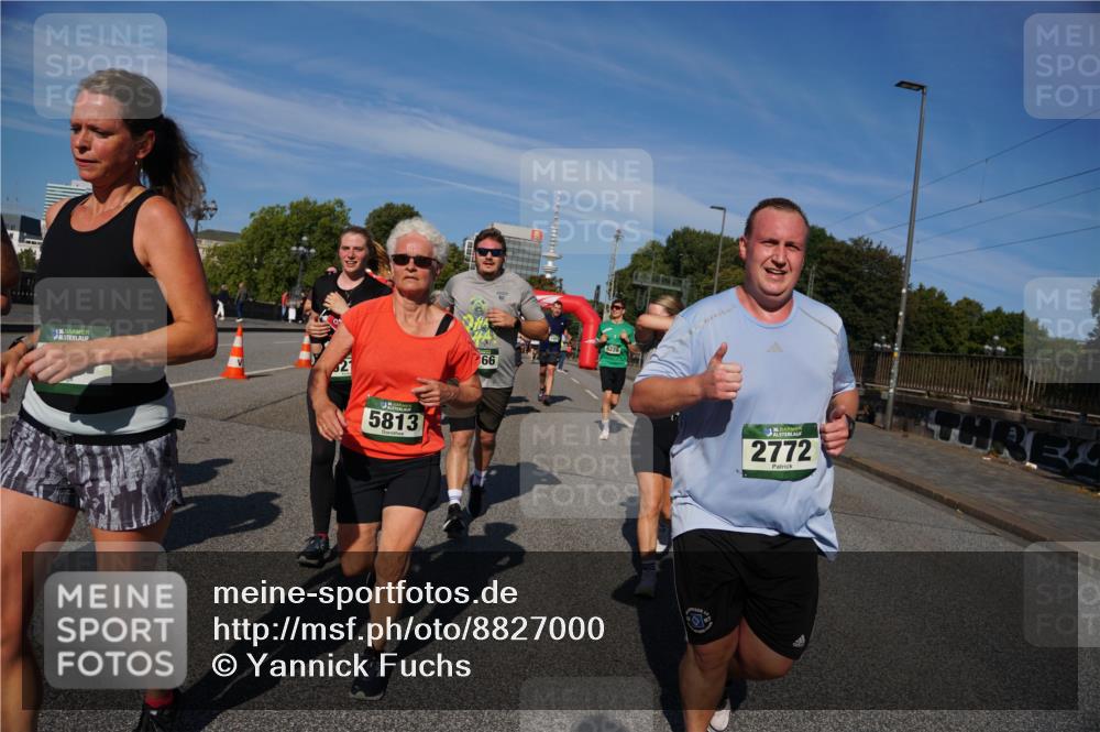 07.09.2025 - BARMER Alsterlauf Yannick Fuchs http://msf.ph/oto/8827000 07.09.2025 10:07:57 Laufen 136, 5813, 66, 36, 2772 meine-sportfotos.de