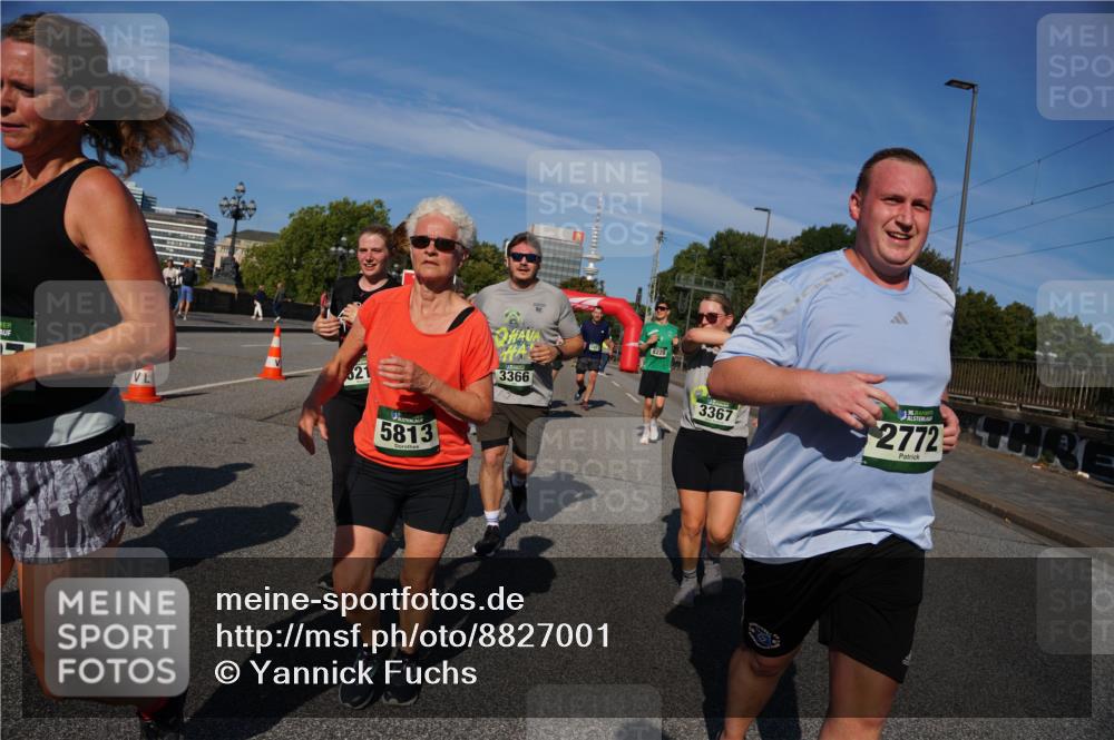 07.09.2025 - BARMER Alsterlauf Yannick Fuchs http://msf.ph/oto/8827001 07.09.2025 10:07:57 Laufen 5813, 3366, 6228, 3367, 2772 meine-sportfotos.de