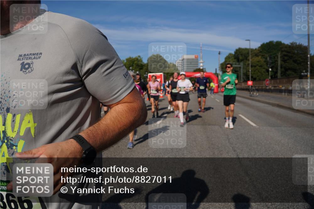 07.09.2025 - BARMER Alsterlauf Yannick Fuchs http://msf.ph/oto/8827011 07.09.2025 10:07:59 Laufen 36, 10, 366 meine-sportfotos.de