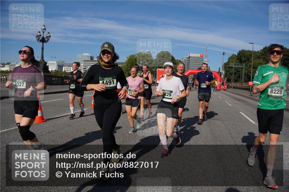07.09.2025 - BARMER Alsterlauf Yannick Fuchs http://msf.ph/oto/8827017 07.09.2025 10:08:00 Laufen 3327, 6650, 4491, 21, 49, 8229, 591, 8228 meine-sportfotos.de