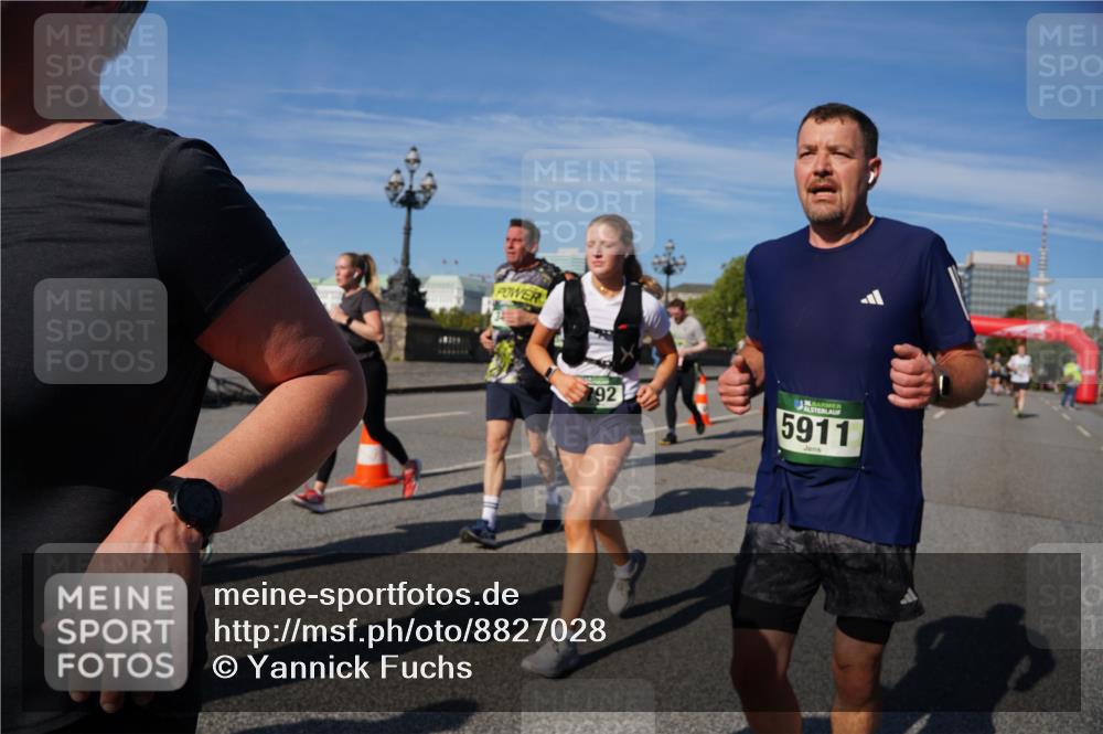 07.09.2025 - BARMER Alsterlauf Yannick Fuchs http://msf.ph/oto/8827028 07.09.2025 10:08:02 Laufen 7929, 5911 meine-sportfotos.de