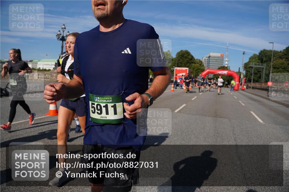 07.09.2025 - BARMER Alsterlauf Yannick Fuchs http://msf.ph/oto/8827031 07.09.2025 10:08:03 Laufen 415, 36, 5911 meine-sportfotos.de