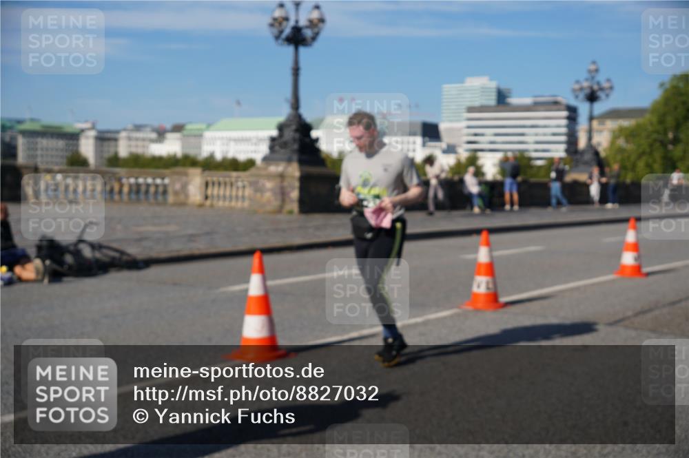 07.09.2025 - BARMER Alsterlauf Yannick Fuchs http://msf.ph/oto/8827032 07.09.2025 10:08:04 Laufen  meine-sportfotos.de