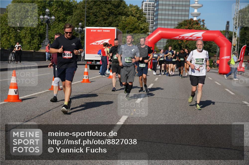 07.09.2025 - BARMER Alsterlauf Yannick Fuchs http://msf.ph/oto/8827038 07.09.2025 10:08:06 Laufen 4045, 5418, 5956, 5448 meine-sportfotos.de