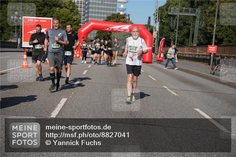 07.09.2025 - BARMER Alsterlauf Yannick Fuchs http://msf.ph/oto/8827041 07.09.2025 10:08:07 Laufen 6124, 5956, 5448, 5418 meine-sportfotos.de