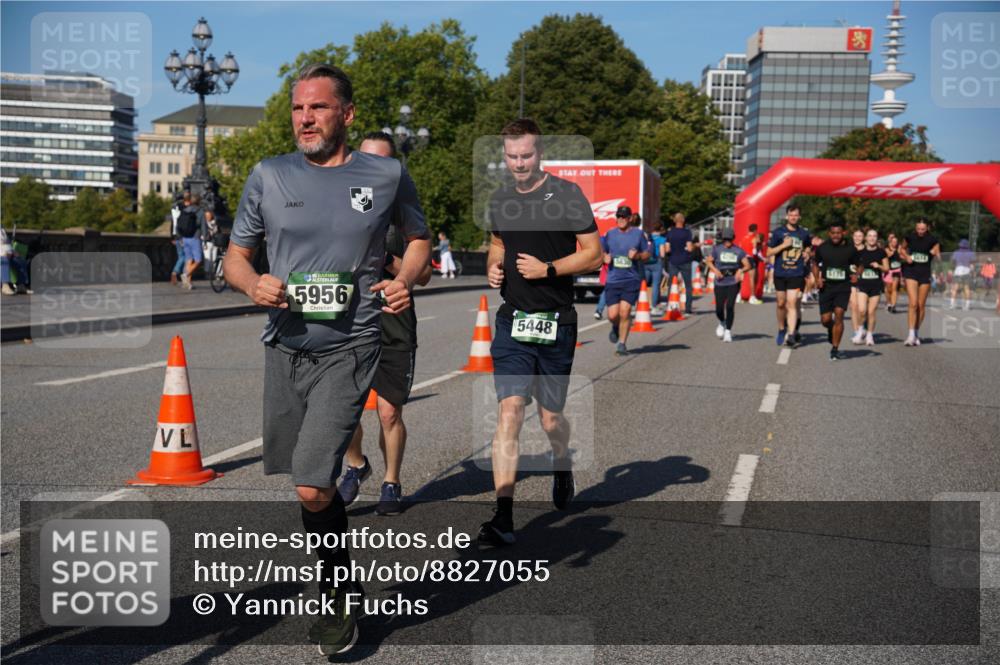 07.09.2025 - BARMER Alsterlauf Yannick Fuchs http://msf.ph/oto/8827055 07.09.2025 10:08:10 Laufen 95, 5956, 5448, 5175 meine-sportfotos.de