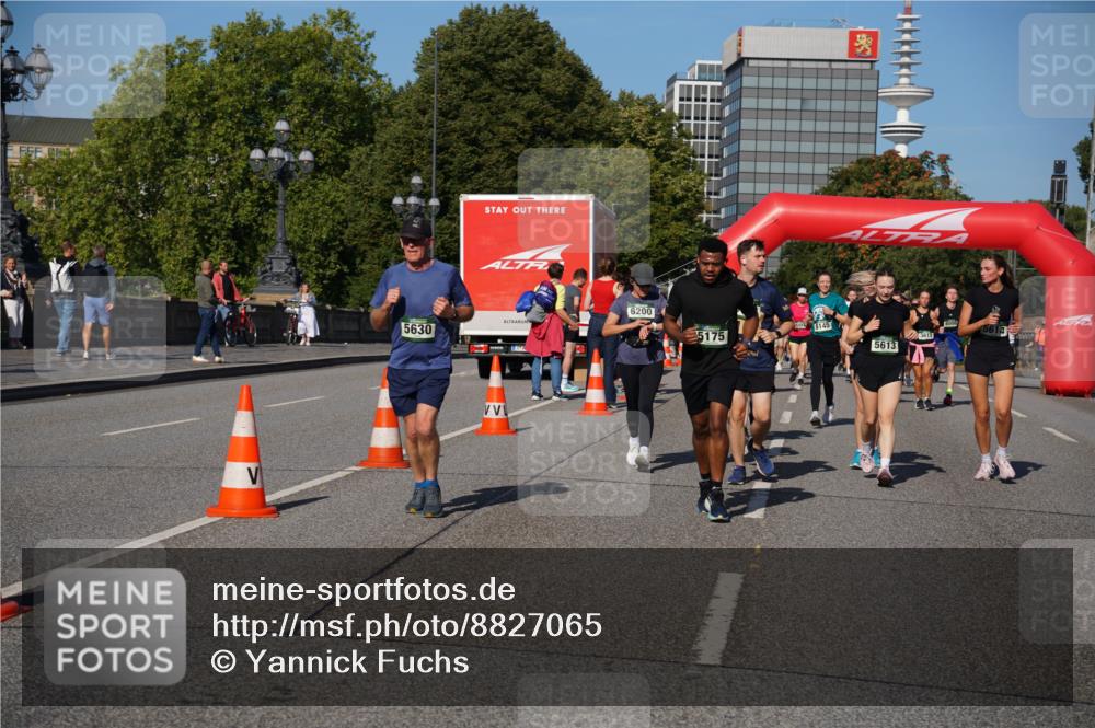07.09.2025 - BARMER Alsterlauf Yannick Fuchs http://msf.ph/oto/8827065 07.09.2025 10:08:12 Laufen 6200, 5630, 5175, 8145, 5614, 3613, 5613 meine-sportfotos.de