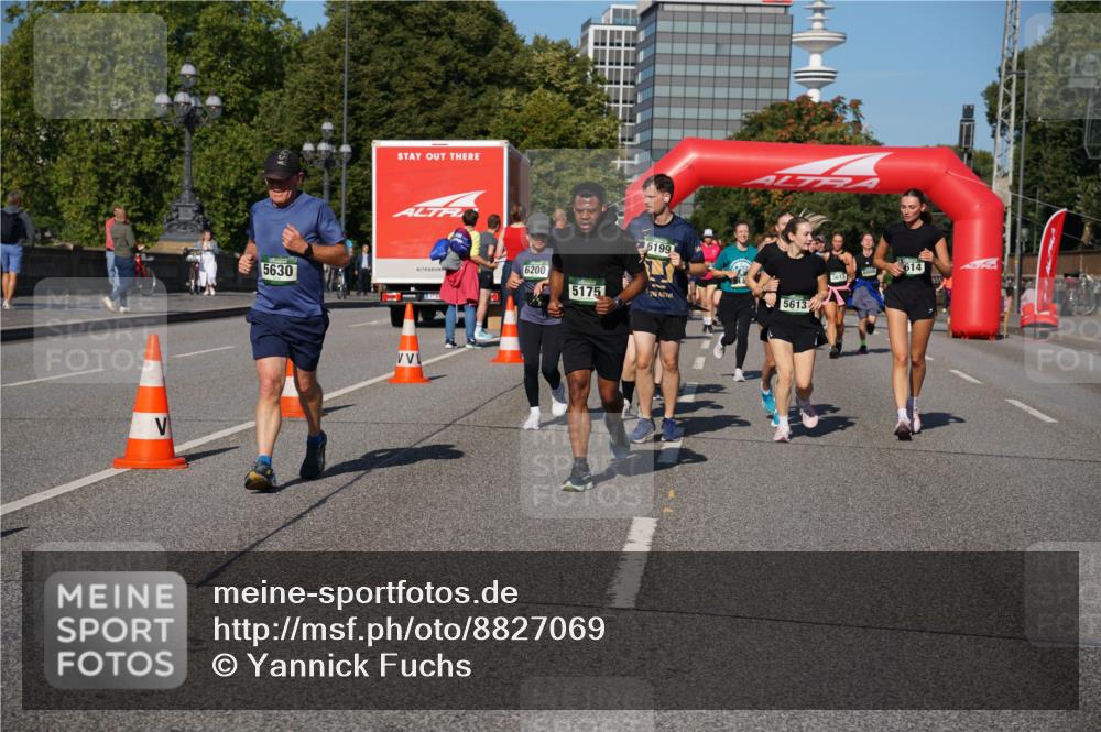 07.09.2025 - BARMER Alsterlauf Yannick Fuchs http://msf.ph/oto/8827069 07.09.2025 10:08:13 Laufen 5630, 6199, 6200, 5175, 5613, 614, 3613 meine-sportfotos.de