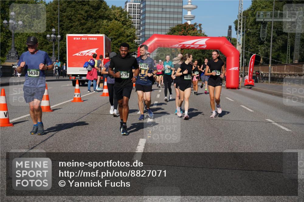 07.09.2025 - BARMER Alsterlauf Yannick Fuchs http://msf.ph/oto/8827071 07.09.2025 10:08:13 Laufen 5630, 5175, 6199, 8145, 5613 meine-sportfotos.de