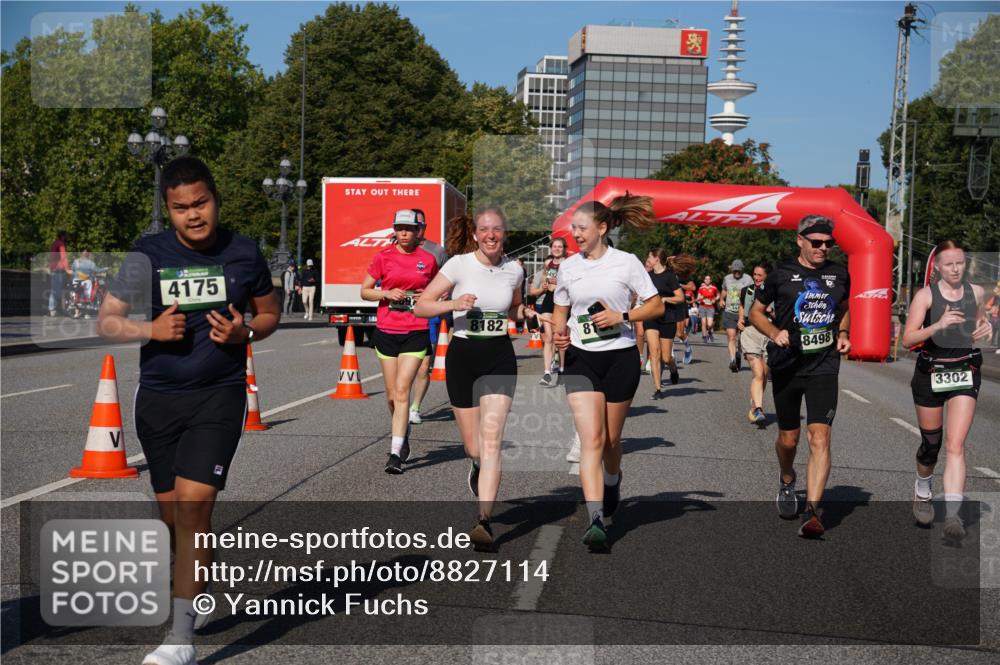 07.09.2025 - BARMER Alsterlauf Yannick Fuchs http://msf.ph/oto/8827114 07.09.2025 10:08:24 Laufen 4175, 10, 8182, 8, 8498, 3302 meine-sportfotos.de