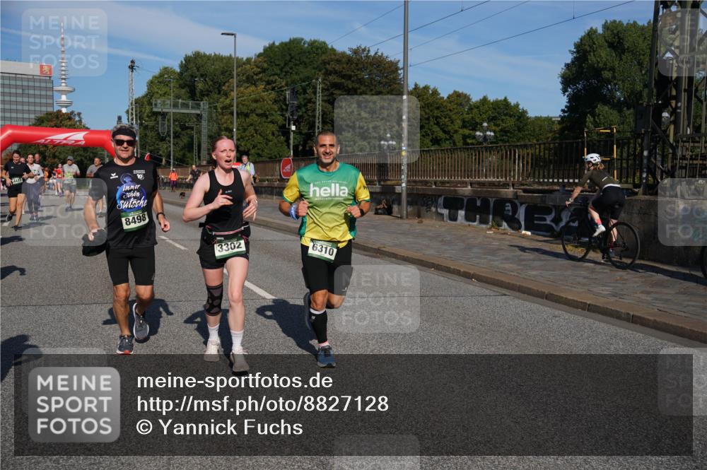 07.09.2025 - BARMER Alsterlauf Yannick Fuchs http://msf.ph/oto/8827128 07.09.2025 10:08:26 Laufen 10, 8498, 3302, 6310 meine-sportfotos.de
