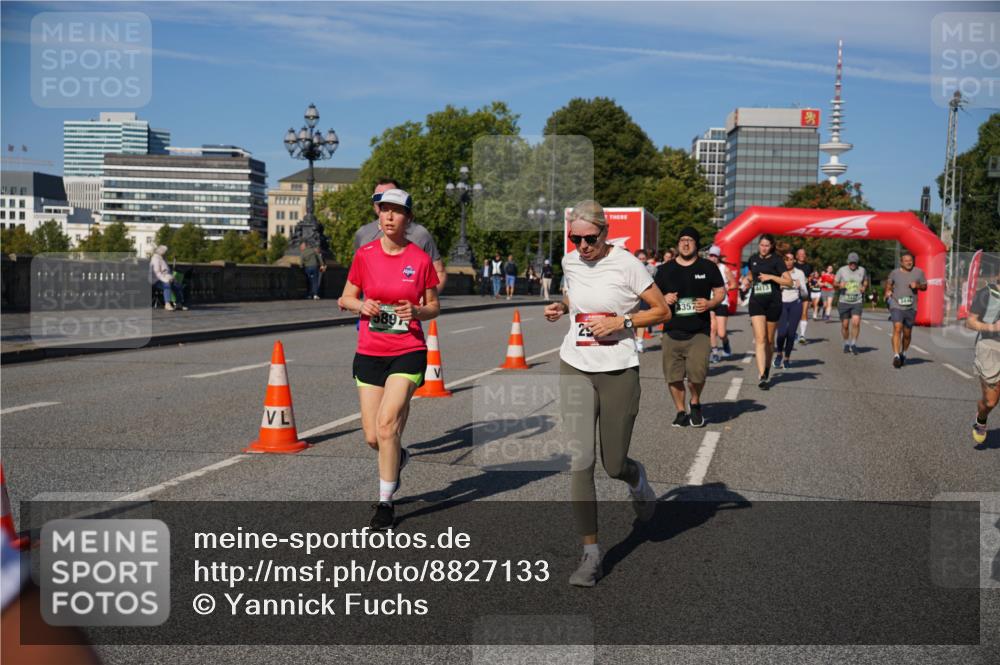 07.09.2025 - BARMER Alsterlauf Yannick Fuchs http://msf.ph/oto/8827133 07.09.2025 10:08:27 Laufen 8357, 4413, 344 meine-sportfotos.de