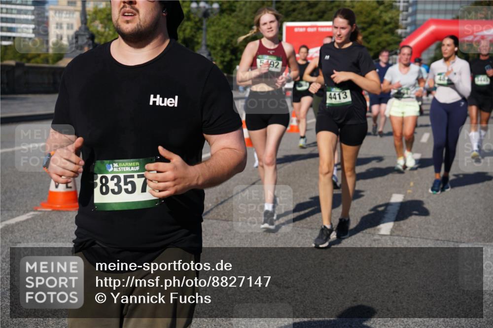 07.09.2025 - BARMER Alsterlauf Yannick Fuchs http://msf.ph/oto/8827147 07.09.2025 10:08:30 Laufen 20, 36, 8357, 5492, 4413, 111, 02, 482 meine-sportfotos.de