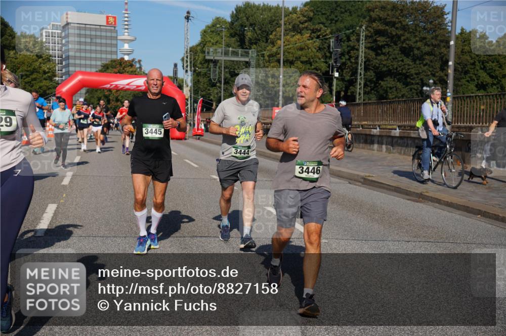 07.09.2025 - BARMER Alsterlauf Yannick Fuchs http://msf.ph/oto/8827158 07.09.2025 10:08:33 Laufen 29, 3445, 3444, 7, 3446 meine-sportfotos.de
