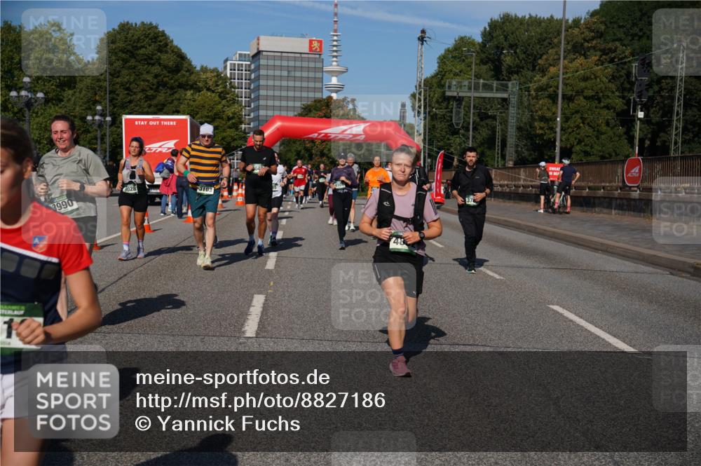 07.09.2025 - BARMER Alsterlauf Yannick Fuchs http://msf.ph/oto/8827186 07.09.2025 10:08:40 Laufen 3990, 6028, 4101, 3103, 48 meine-sportfotos.de