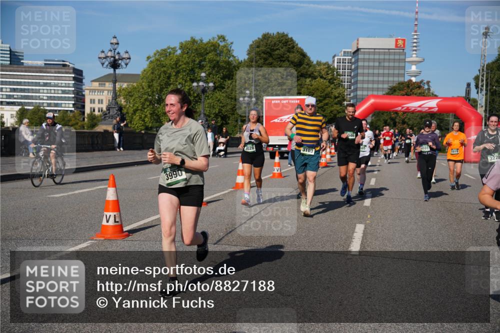 07.09.2025 - BARMER Alsterlauf Yannick Fuchs http://msf.ph/oto/8827188 07.09.2025 10:08:41 Laufen 3990, 8028, 3103, 046, 865, 4101, 5919, 3228 meine-sportfotos.de