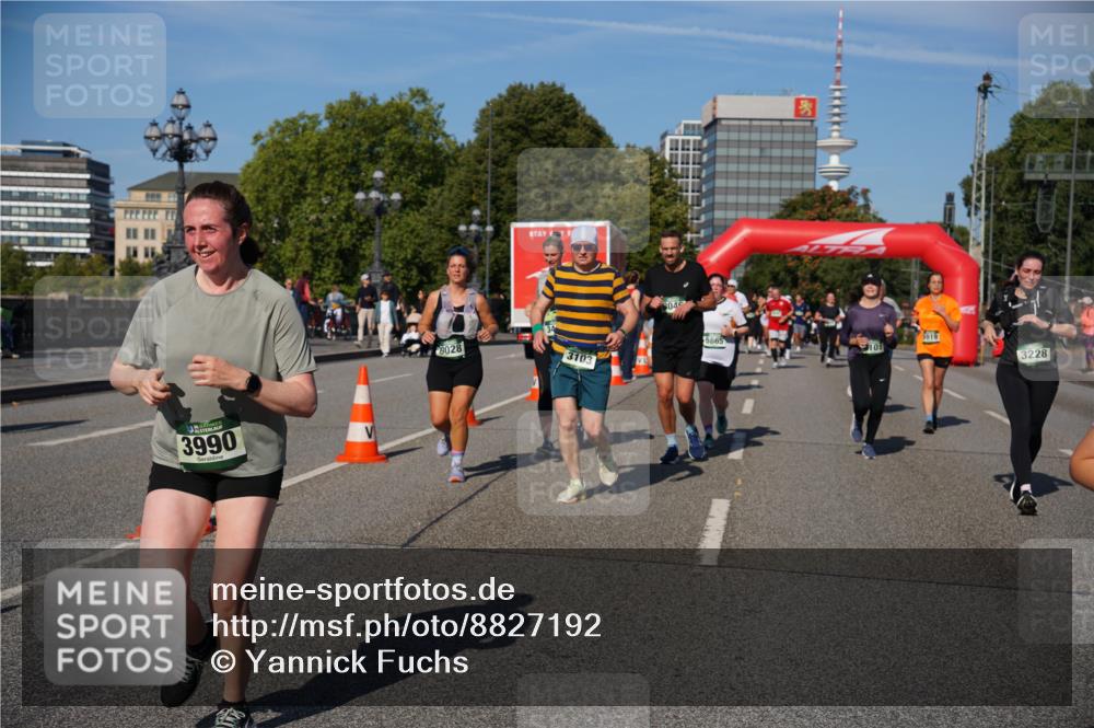 07.09.2025 - BARMER Alsterlauf Yannick Fuchs http://msf.ph/oto/8827192 07.09.2025 10:08:42 Laufen 3990, 8028, 3103, 8049, 5865, 5919, 3228 meine-sportfotos.de