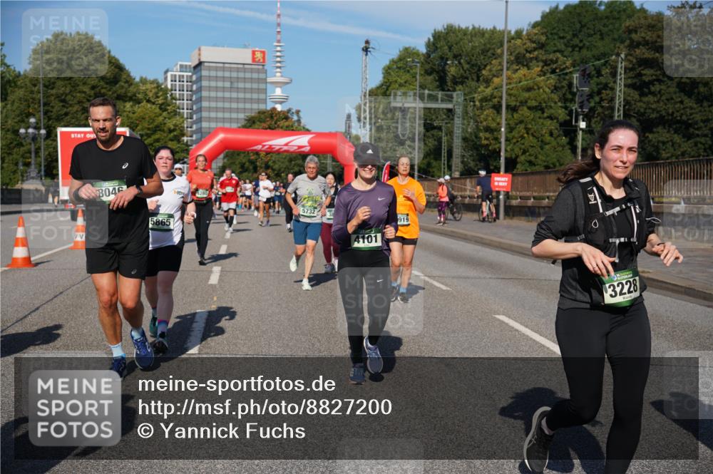 07.09.2025 - BARMER Alsterlauf Yannick Fuchs http://msf.ph/oto/8827200 07.09.2025 10:08:44 Laufen 804, 5732, 5865, 4101, 919, 3228 meine-sportfotos.de
