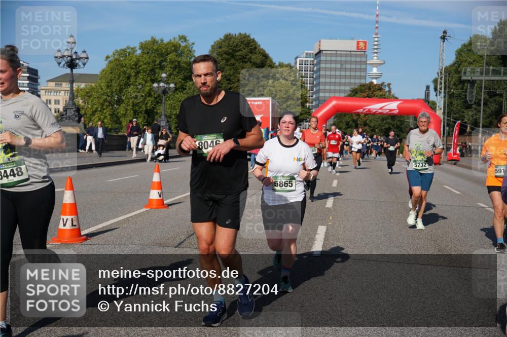 07.09.2025 - BARMER Alsterlauf Yannick Fuchs http://msf.ph/oto/8827204 07.09.2025 10:08:45 Laufen 10, 3448, 804, 5865, 5732, 591 meine-sportfotos.de