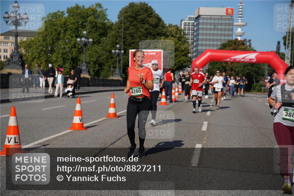 07.09.2025 - BARMER Alsterlauf Yannick Fuchs http://msf.ph/oto/8827211 07.09.2025 10:08:47 Laufen 4280, 041, 388 meine-sportfotos.de