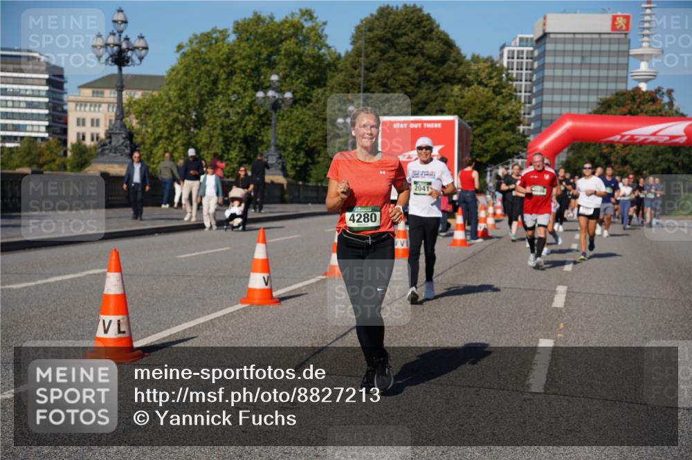 07.09.2025 - BARMER Alsterlauf Yannick Fuchs http://msf.ph/oto/8827213 07.09.2025 10:08:48 Laufen 4280, 2041 meine-sportfotos.de