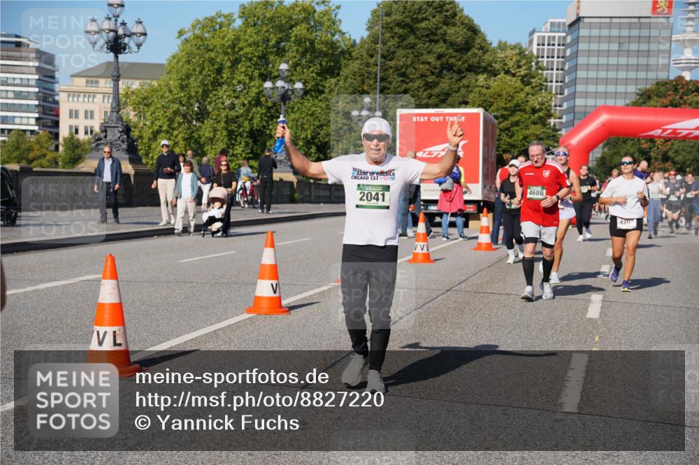 07.09.2025 - BARMER Alsterlauf Yannick Fuchs http://msf.ph/oto/8827220 07.09.2025 10:08:50 Laufen 13, 1, 2041, 4686, 4702 meine-sportfotos.de