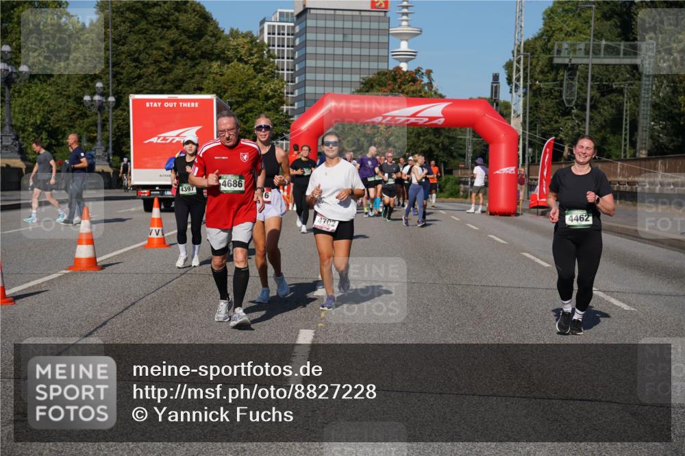 07.09.2025 - BARMER Alsterlauf Yannick Fuchs http://msf.ph/oto/8827228 07.09.2025 10:08:52 Laufen 4686, 4397, 4702, 4462 meine-sportfotos.de