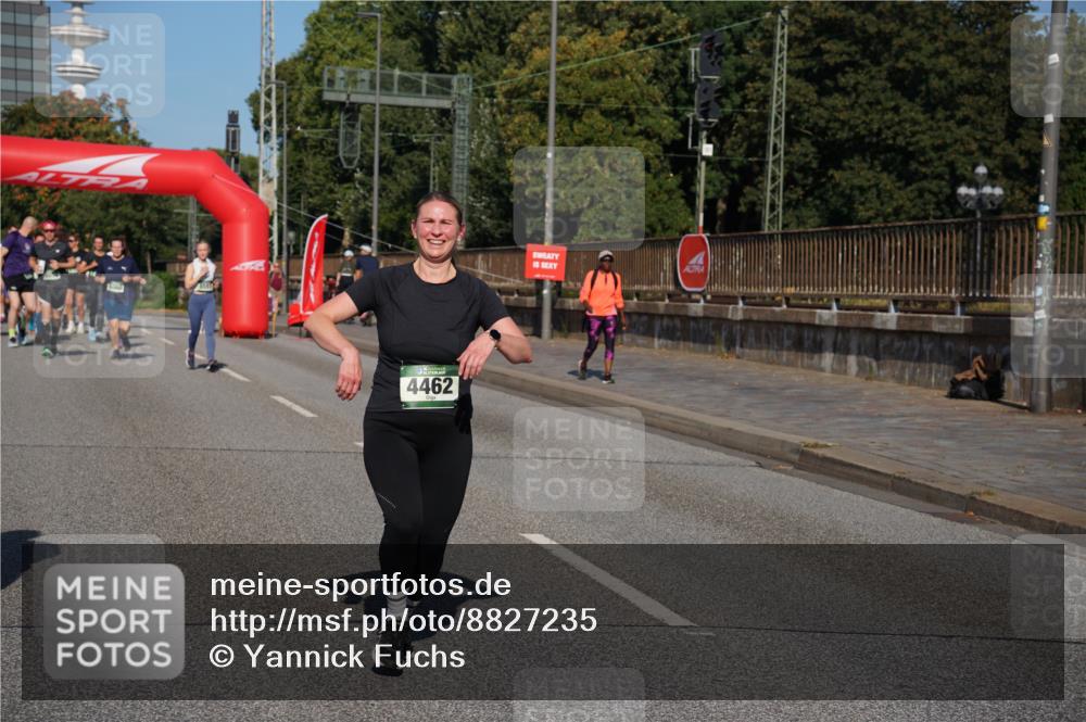 07.09.2025 - BARMER Alsterlauf Yannick Fuchs http://msf.ph/oto/8827235 07.09.2025 10:08:53 Laufen 4462 meine-sportfotos.de