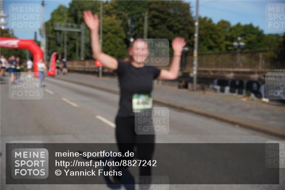 07.09.2025 - BARMER Alsterlauf Yannick Fuchs http://msf.ph/oto/8827242 07.09.2025 10:08:54 Laufen  meine-sportfotos.de