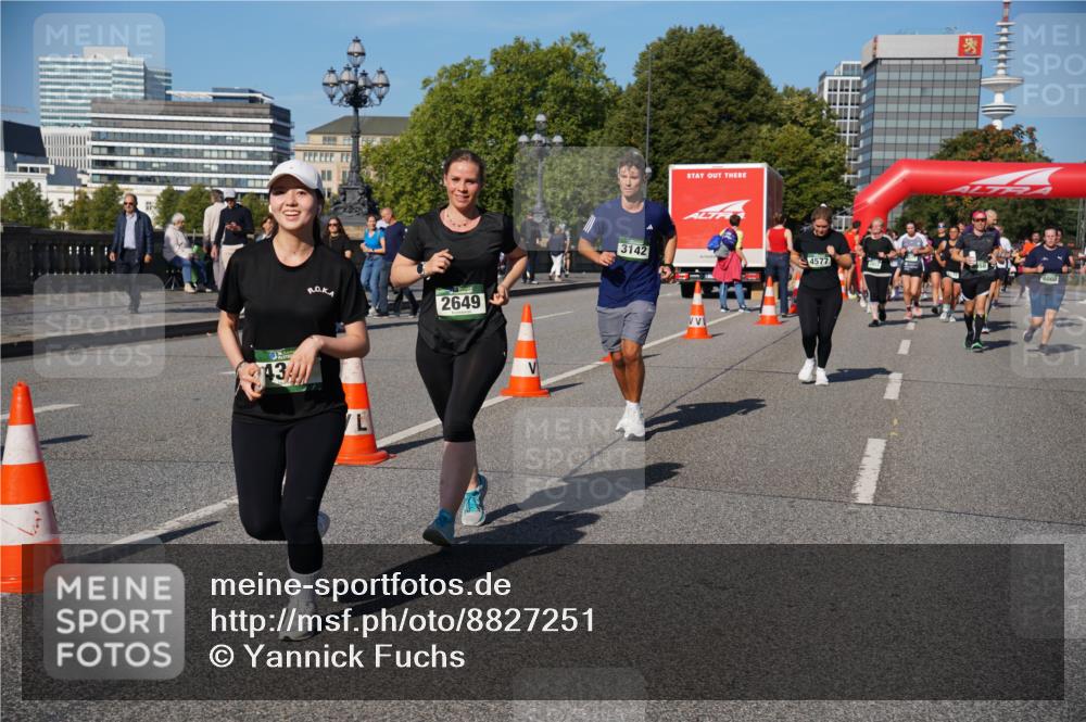 07.09.2025 - BARMER Alsterlauf Yannick Fuchs http://msf.ph/oto/8827251 07.09.2025 10:08:56 Laufen 2649, 434, 3142, 4577 meine-sportfotos.de