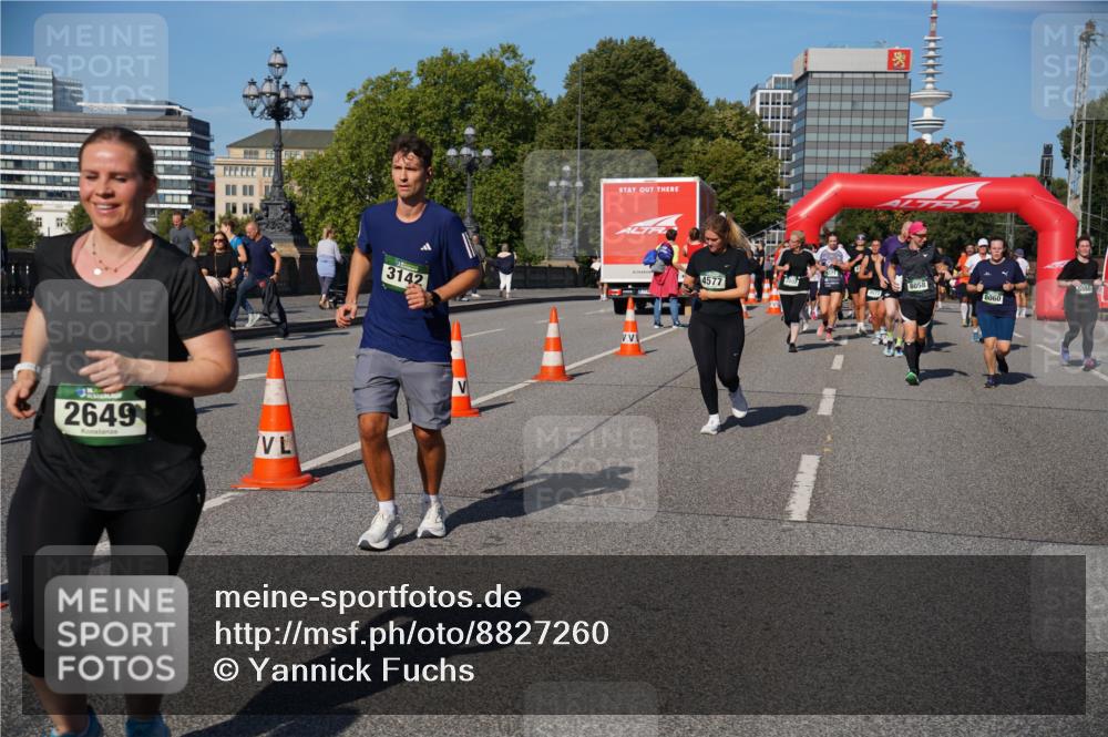 07.09.2025 - BARMER Alsterlauf Yannick Fuchs http://msf.ph/oto/8827260 07.09.2025 10:08:57 Laufen 2649, 3142, 4577, 8058, 8060 meine-sportfotos.de
